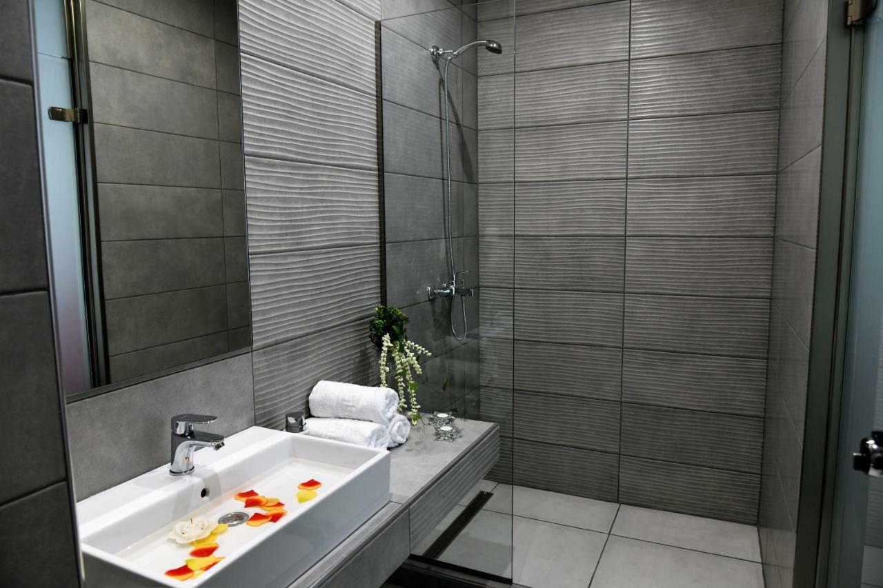 City Heart Luxury Studios Rhodes City ภายนอก รูปภาพ