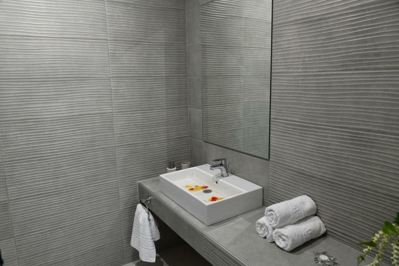 City Heart Luxury Studios Rhodes City ภายนอก รูปภาพ